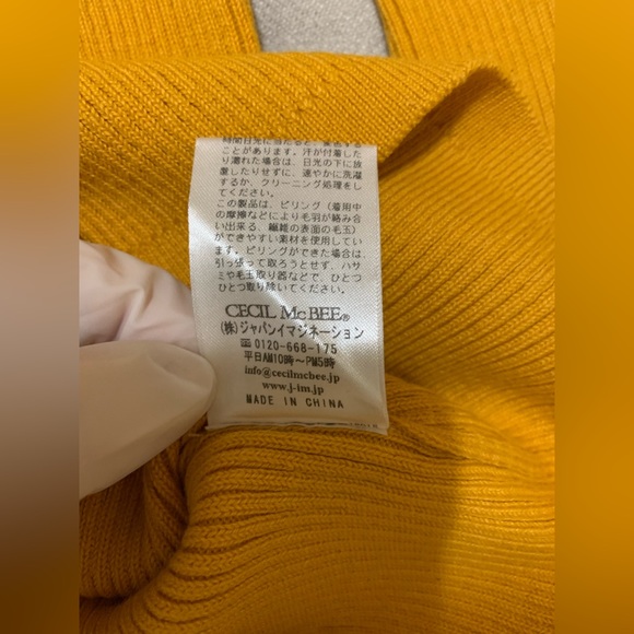 ❤️Reserved❤️Japanese brand - Top - Picture 4 of 5